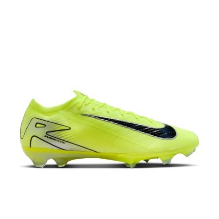 Crampon nike moulé hotsell