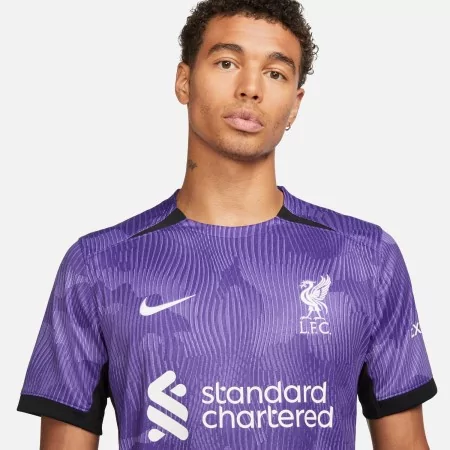 Maillot Liverpool Europe 2023/24